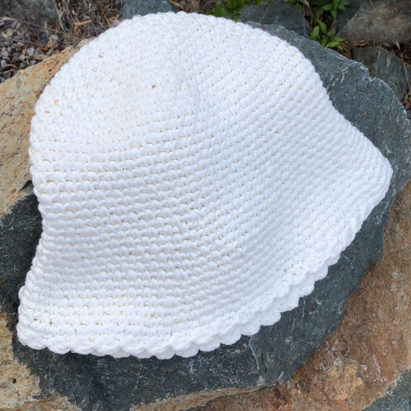 Free People☀️Pixie Knit Bucket Hat☀️ - Picture 6 of 9